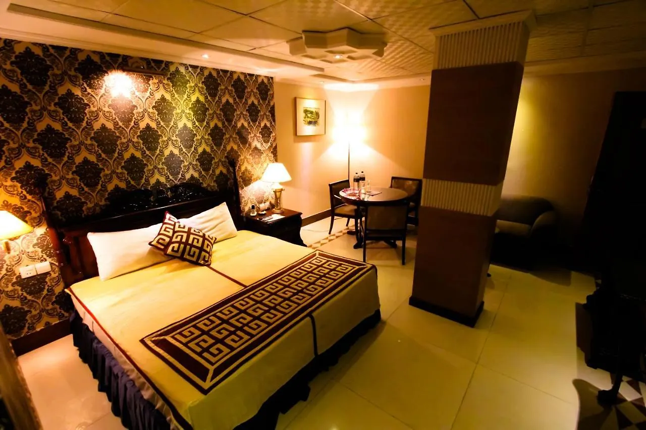 Bed & Breakfast Sea Shell Hotel & Restaurant Dhaka